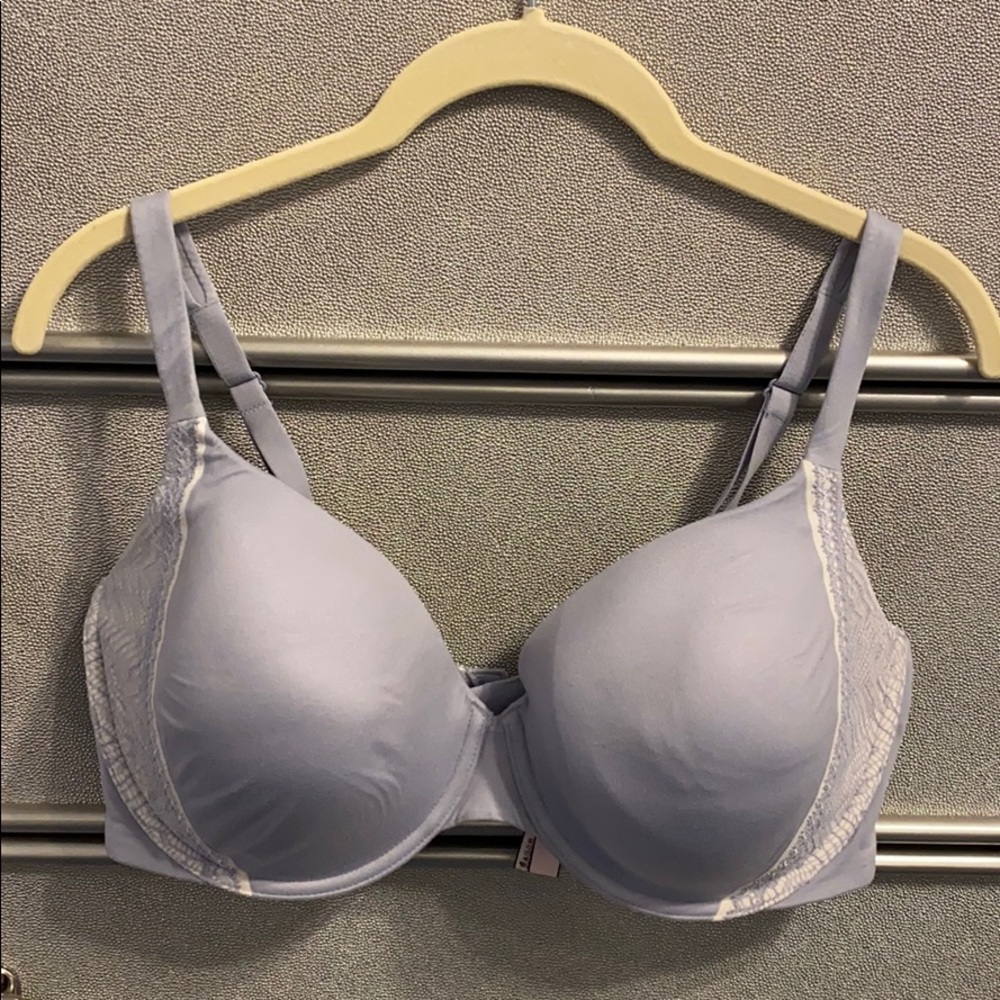Victoria’s Secret 38DD Perfect Shape Bra